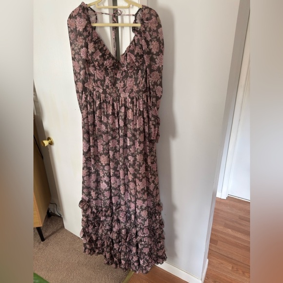 V. Chapman Carmella Dress in Chocolate Peony Print - Picture 6 of 11